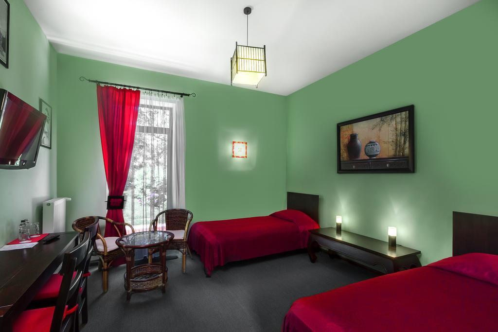 Palac Nieznanice Zabytek Goscinny Ze Spa 部屋 写真